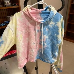 Woman’s tie dye southern spirit size XL hoodie